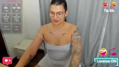 Snapshot of miakittyy chatting on 02-22-26, 10:19 Mia Kittyy online show from 02-22-26, 10:19