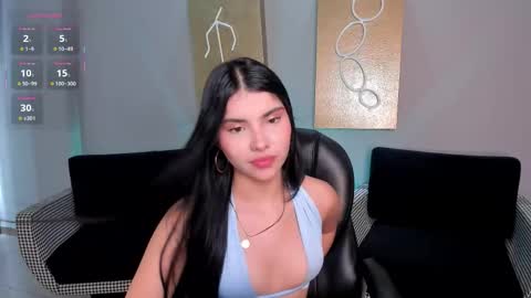 Call me Mia  online show from 09-11-25, 07:47