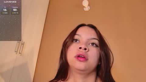 Mia online show from 03-01-26, 12:29