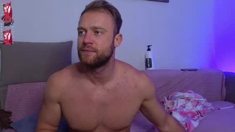 Snapshot of miamax88 chatting on 12-23-25, 08:45 BestMarriedCouple online show from 12-23-25, 08:45