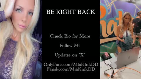 Snapshot of miamilfs chatting on 10-30-25, 02:35 Mia online show from 10-30-25, 02:35