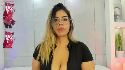 Mia Mistrex online show from 10-05-25, 03:49