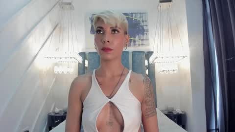 Mia Morgann online show from 12-28-24, 03:04