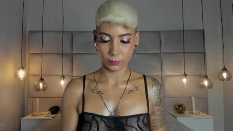 Mia Morgann online show from 02-06-25, 06:13