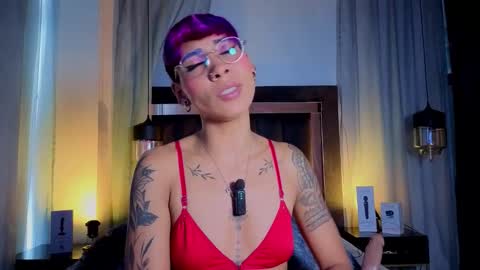 Mia Morgann online show from 09-13-25, 01:11