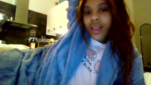 MiaMuffn online show from 02-02-25, 01:02