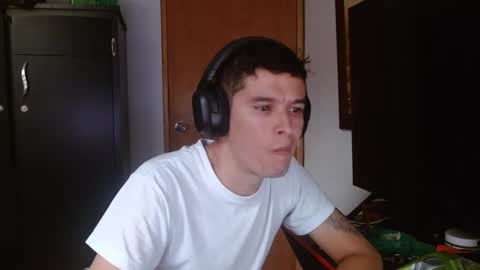 Snapshot of miaou_miaou chatting on 02-13-25, 10:33 miaou_miaou online show from 02-13-25, 10:33