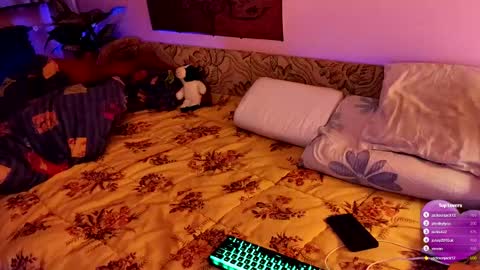 Kristien online show from 01-24-25, 05:11