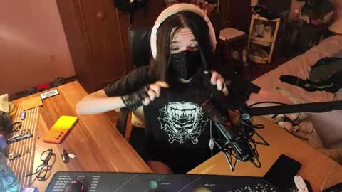 Kristien online show from 09-25-25, 06:22