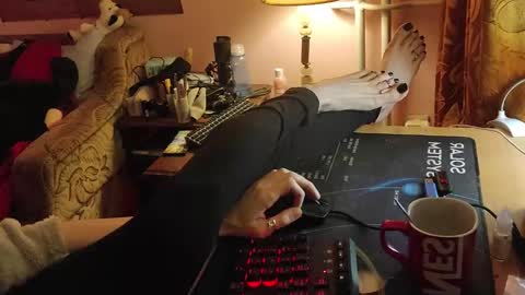 Kristien online show from 02-13-26, 01:01