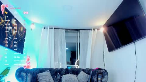 miapink_ofi_ online show from 12-16-25, 11:32