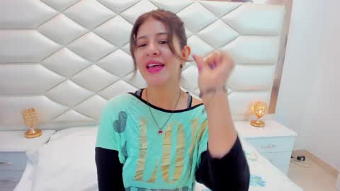 Sweetie Mia online show from 01-27-25, 12:16