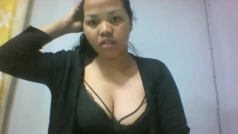 Snapshot of miarii chatting on 12-01-25, 02:16 miarii online show from 12-01-25, 02:16