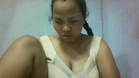 Snapshot of miarii chatting on 12-16-25, 05:40 miarii online show from 12-16-25, 05:40