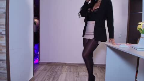 My name is Mia  Please say hello I like to chat with you. If you have requests or dirty talk please use tip online show from 12-10-24, 12:27