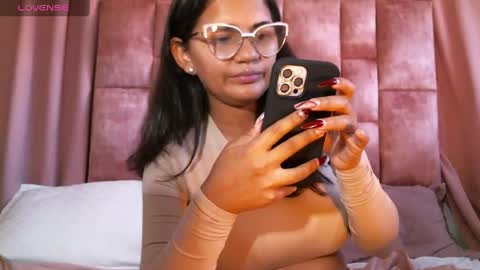Snapshot of miasandoval_22 chatting on 01-10-25, 09:10 miasaandovaal 22 online show from 01-10-25, 09:10