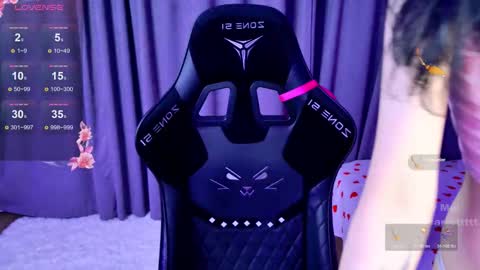 Mia  online show from 01-13-26, 07:08