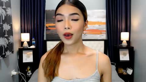 Snapshot of miasmith09 chatting on 11-30-25, 02:26 Pau and jence online show from 11-30-25, 02:26