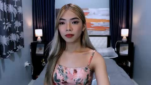 Snapshot of miasmith09 chatting on 01-15-26, 09:03 Pau and jence online show from 01-15-26, 09:03