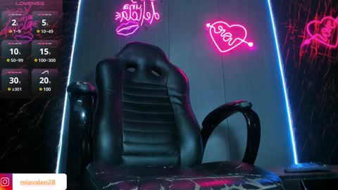 Miaa valentinaaa online show from 01-30-25, 02:06