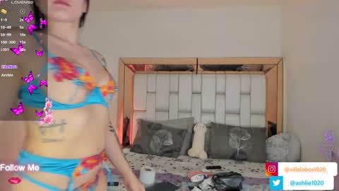 Mia Villalobos online show from 12-28-24, 11:09