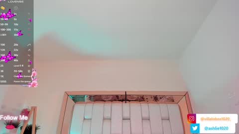 Mia Villalobos online show from 12-28-24, 02:10