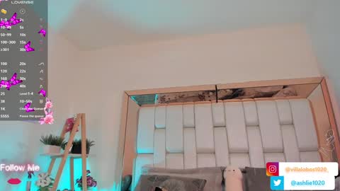 Mia Villalobos online show from 12-28-24, 08:36