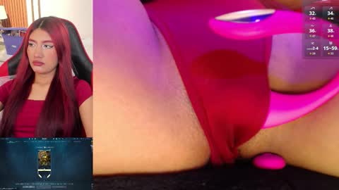 Snapshot of miavoss_ chatting on 11-01-25, 10:12 mia online show from 11-01-25, 10:12