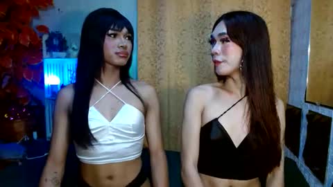 Snapshot of micalopez102702 chatting on 02-05-26, 04:06 micalopez102702 online show from 02-05-26, 04:06