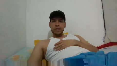 Snapshot of michael_jonessss chatting on 10-06-25, 02:31 Michael Jones Modelo Independiente online show from 10-06-25, 02:31