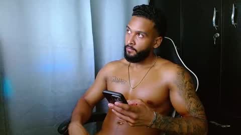 Snapshot of michael_maximo chatting on 02-11-26, 06:07 maximo online show from 02-11-26, 06:07