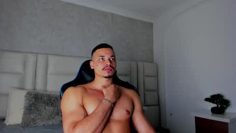 Michael online show from 09-23-25, 06:38