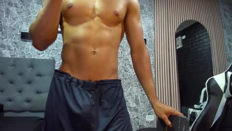 michael_torres15 online show from 09-20-25, 08:54