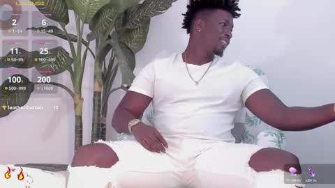 Snapshot of michaell_james chatting on 10-25-25, 07:41 Michaell online show from 10-25-25, 07:41