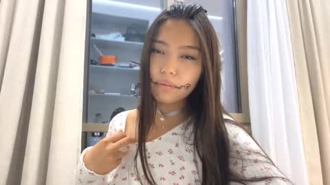 Snapshot of michalkandoll chatting on 11-01-25, 08:22 Aidaxo online show from 11-01-25, 08:22