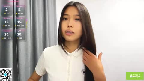 Snapshot of michalkandoll chatting on 12-04-25, 12:47 Aidaxo online show from 12-04-25, 12:47