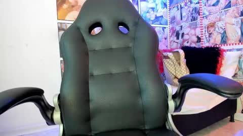 michel_lopez18 online show from 03-05-25, 10:44