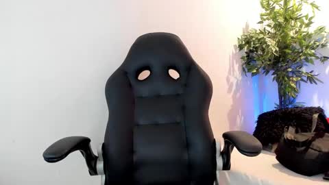 michel_lopez18 online show from 09-19-25, 11:11