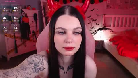 Kate online show from 10-25-25, 01:02