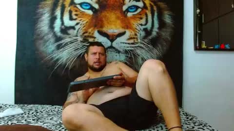 michell_myers online show from 01-17-25, 04:57