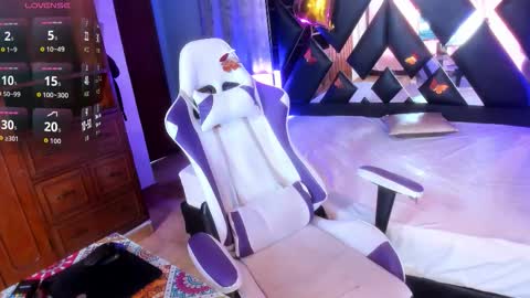 Michell  online show from 02-18-26, 07:10