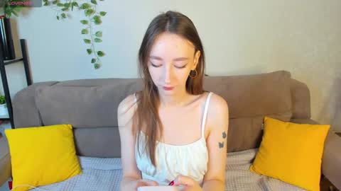 Snapshot of michelle__allen chatting on 11-08-25, 01:06 Michelle online show from 11-08-25, 01:06