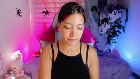 Snapshot of michelle_chang chatting on 10-20-25, 04:07 michelle chang online show from 10-20-25, 04:07
