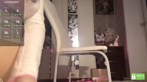 Snapshot of michelle_roze chatting on 01-12-25, 08:47 Michelle online show from 01-12-25, 08:47