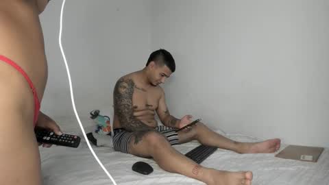 Snapshot of michelleanddavid_ chatting on 02-10-26, 05:06 MICHELLE AND DAVID online show from 02-10-26, 05:06