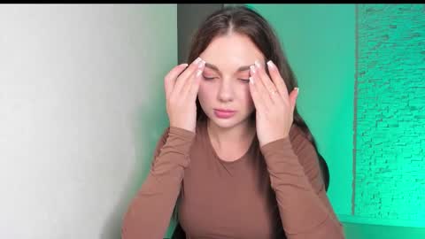 Snapshot of michelliibeautiful chatting on 11-05-25, 05:46 Michellee online show from 11-05-25, 05:46