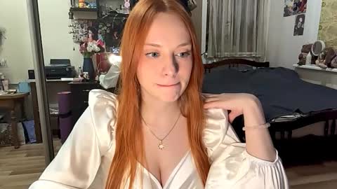 Foxy online show from 02-19-26, 05:09