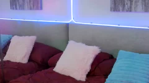 Mickey online show from 01-13-25, 04:08