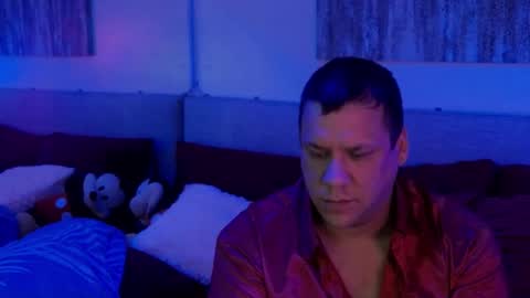 Mickey online show from 01-20-25, 02:43