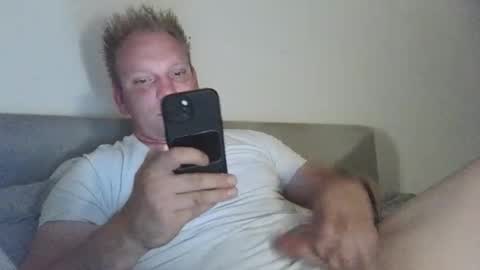 Snapshot of mickkxl chatting on 09-11-25, 07:25 mickkxl online show from 09-11-25, 07:25